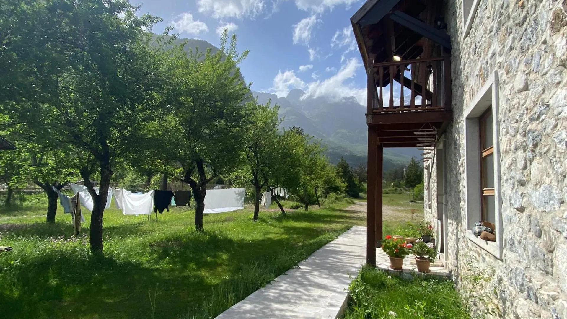 Rupa Guest House Theth